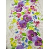 mintás darázs anyag /50cm széles /színpompás virágok (legnagyobb árvácska 12cm×11.5cm) /törtfehér