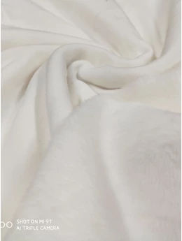 egyszínű warmkeeper /szőrös szabadidő anyag /törtfehér