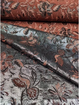 lurex szállal szőtt jacquard szövet /nagy virágok levelekkel (legnagyobb virág 10.5cm×9cm) /rozsdabarna