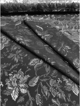 lurex szállal szőtt jacquard szövet /nagy virágok levelekkel (legnagyobb virág 10.5cm×9cm) /fekete-ezüst