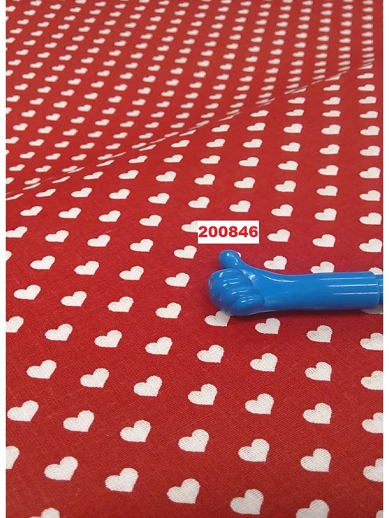 Piros-fehér szívecske mintás 100% pamut, 140cm széles pamutvászon.