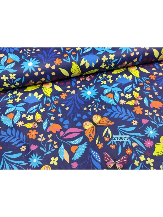 mintás pamutvászon /színes pillangók virágokkal (narancssárga pillangó 7cm × 10cm) /sötétkék