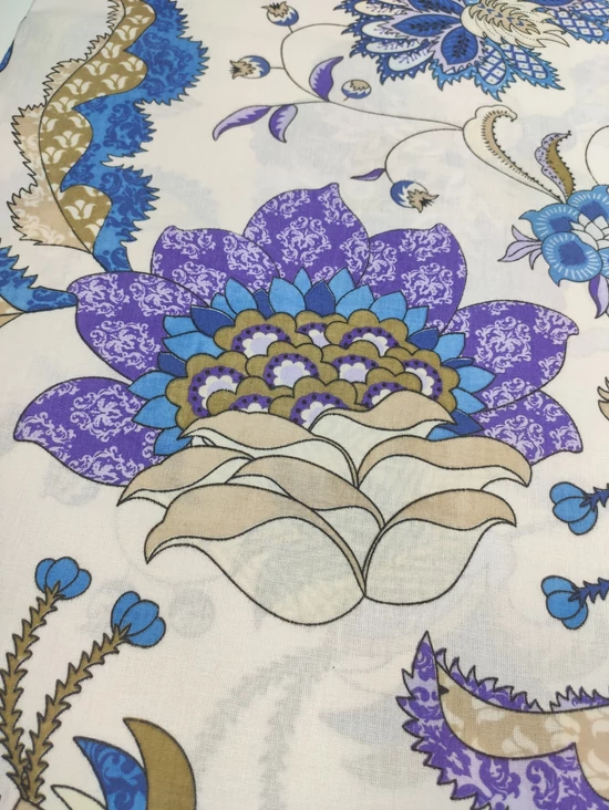 mintás pamutvászon /díszes keleti virágok (legnagyob virág 19cm×20.9cm) /drapp-sötétkék