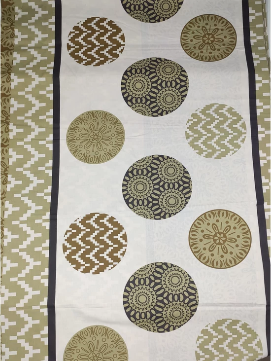 mintás pamutvászon /bordűrös /díszes geometriai minták (legnagyobb minás kör átmérője 20.6cm) /drapp-fekete