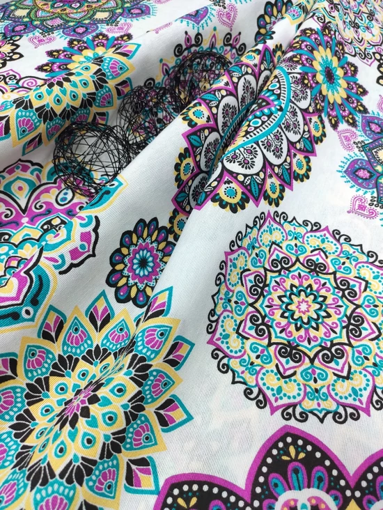 mintás LONETA vastag vászon /türkiz-lila mandalák (legnagyobb mandala 25.4cm×25.4cm) /fehér