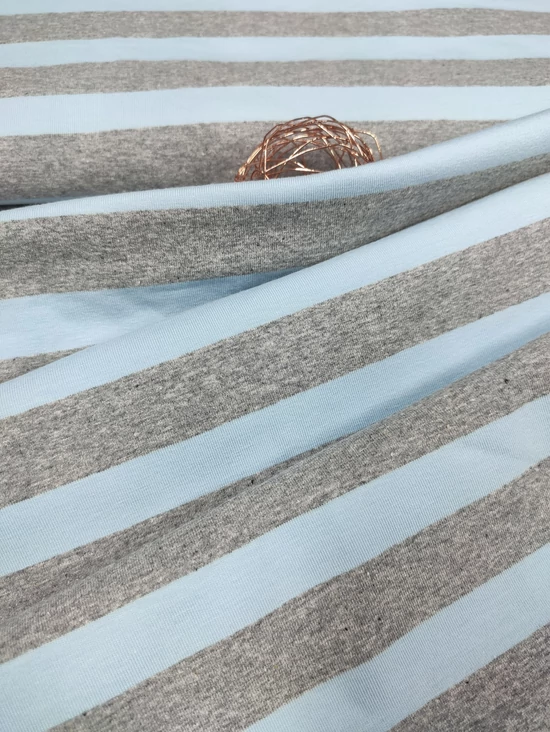 elasztikus mintás pamut jersey /világosszürke csíkos (csík 2.5cm) /világoskék