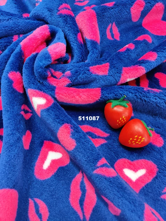 mintás wellsoft /csókok (pici szív 2,5cm*1,8cm)/ kék