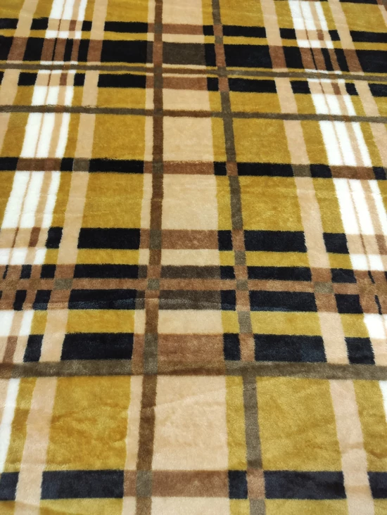 mintás wellsoft /Burberry kockás /drapp-barna