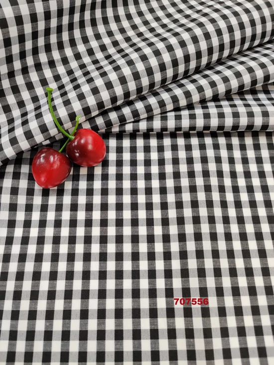 mintás puplin /Bross kockás /fekete