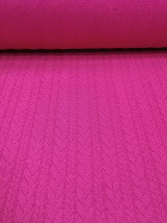 kötött hatású anyag /csavart mintás /pink