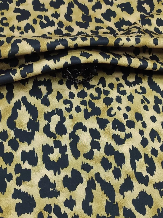 mintás softshell /leopárd mintás /oliva