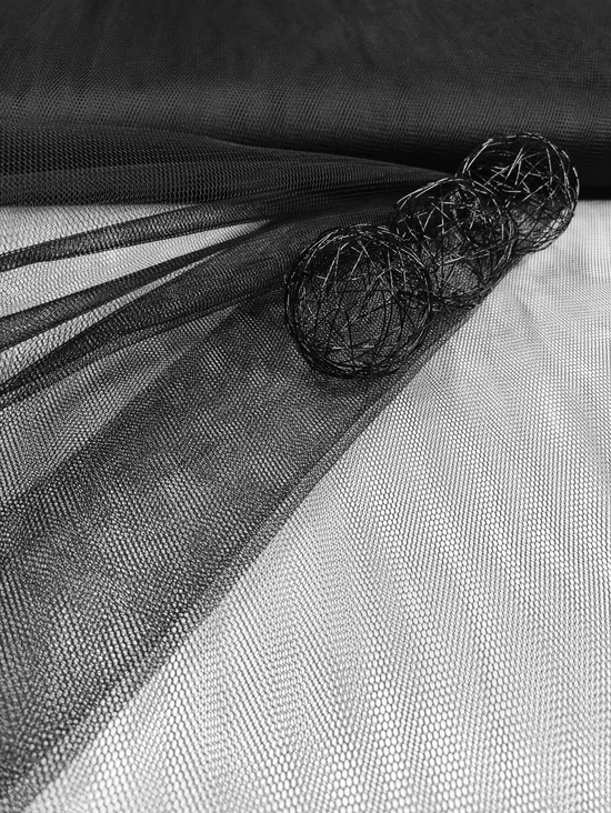 kemény tüll /140cm széles