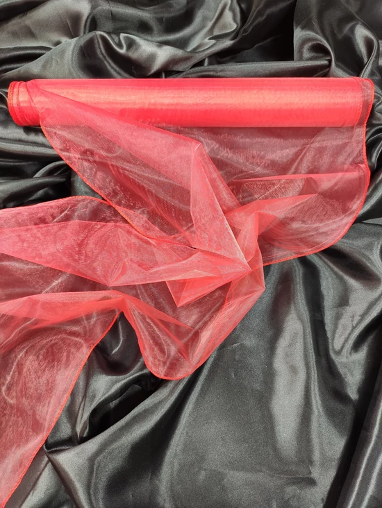 organza /37cm széles /piros (10 yard)