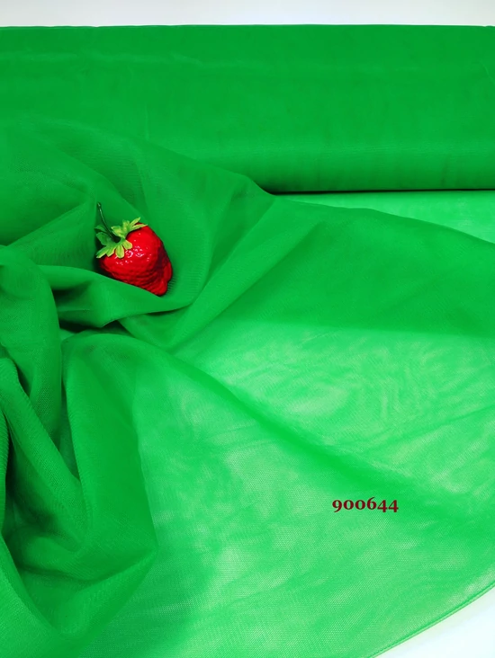 puha tüll /300cm széles /fűzöld