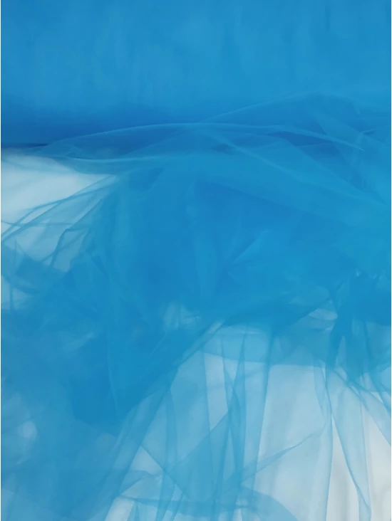 puha tüll /300cm széles /élénk türkiz