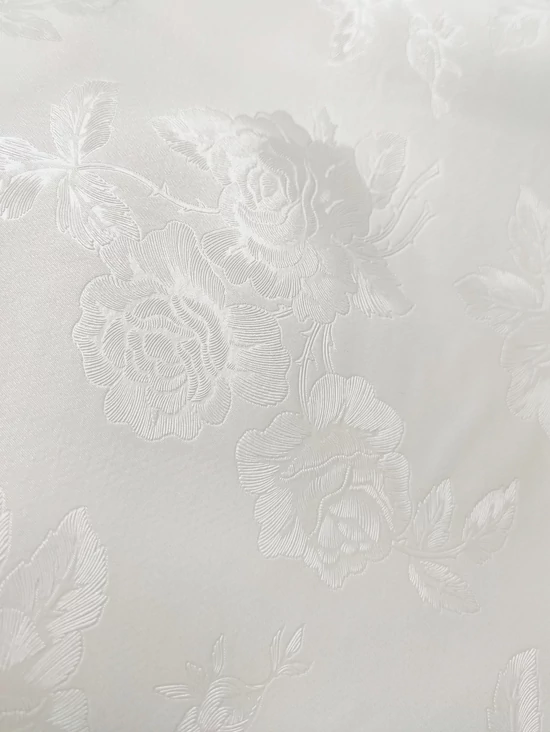 viaszos vászon /domború rózsa mintás (3 rózsa együtt 11.6cm×13.1cm) /fehér