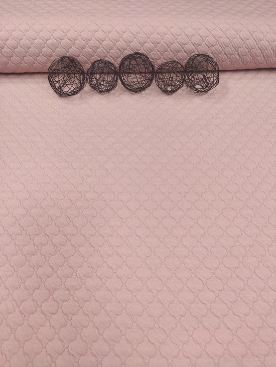 kötött hatású anyag /absztrakt mintás (minta 2.5cm×2cm) /púderrózsaszín