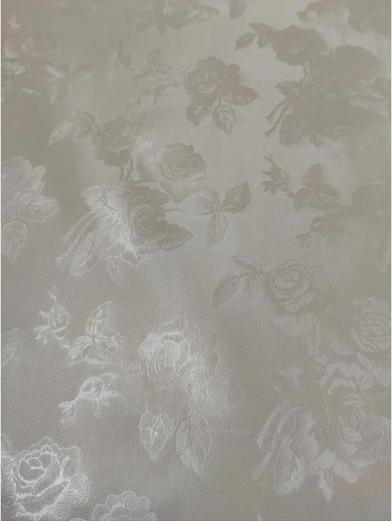 viaszos vászon /domború rózsa mintás (3 rózsa együtt 11.6cm×13.1cm) /drapp