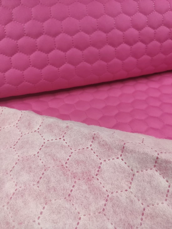 steppelt anyag /vízlepergetős /méhsejt mintás (méhsejt 3,4cm×3,4cm) /pink