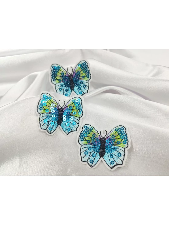 felvasalható flitteres aplikáció /pillangó (4.2cm×4cm) /világos türkizkék