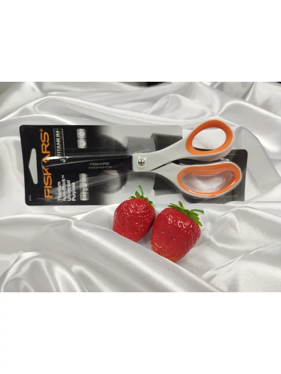 FISKARS tapadásmentes titánium bevonatos olló (21cm) /fehér