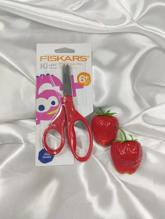 FISKARS általános gyermekolló (13cm) /piros