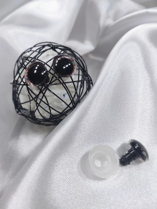 glitteres műanyag biztonsági szem /Ø12 mm /multikolor