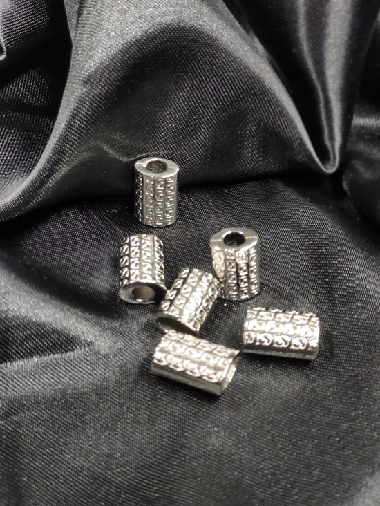 fém zsinórvég /4mm /nikkel