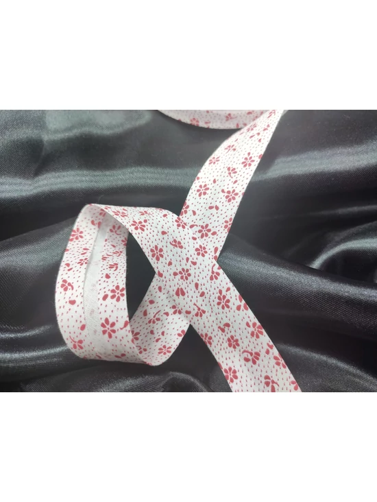 mintás pamut ferdepánt /bevasalt /22mm /piros virágos (6 szirmú virág 5mm×6mm) /fehér