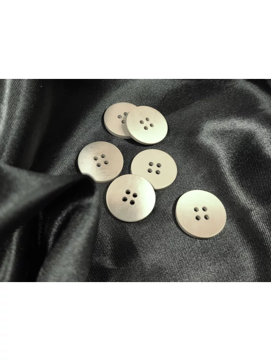 négylyukú műanyag gomb /22mm /mogyoró ombre
