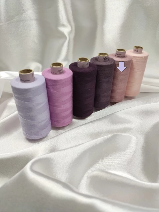 poliészter cérna Amann Belfil-S120 /rose gold