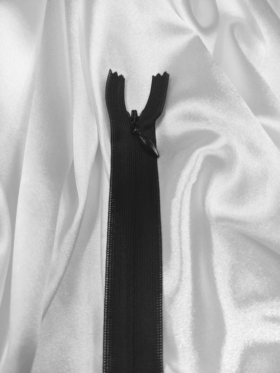 rejtett cipzár 50cm (RT0 /20mm) /műanyag /fekete