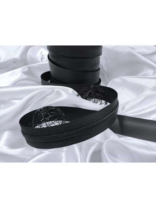 vízálló cipzár /RT10 matt /30mm /fekete